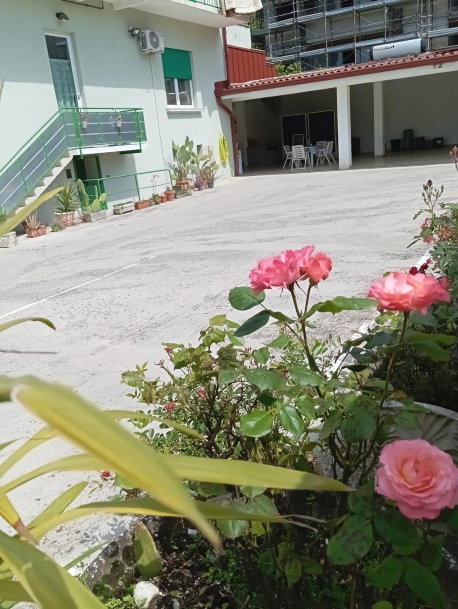 Gorizia Vacanze Appartamento In Villa Con Parcheggio Extérieur photo